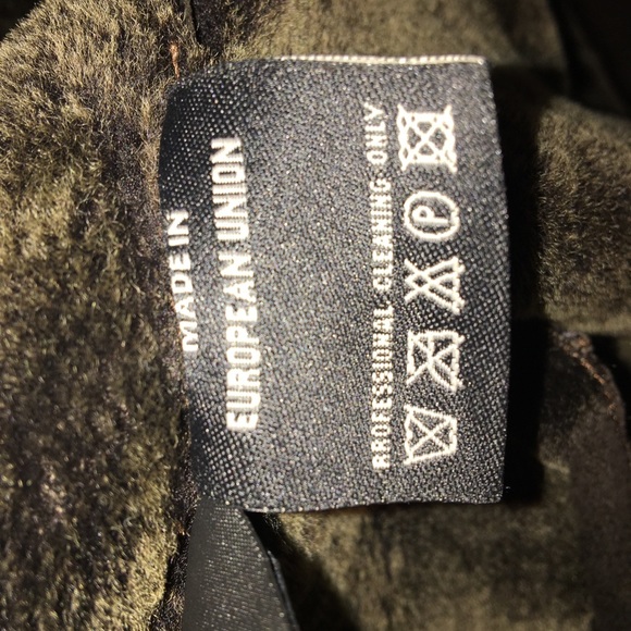 Brand new shearling coat! New without tags. - Picture 5 of 8